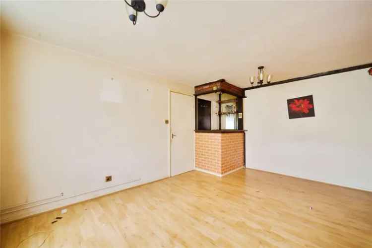 Three Bedroom Maisonette East Ham Chain Free