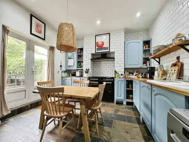 5 Bedroom House For Sale 2067 SQ FT