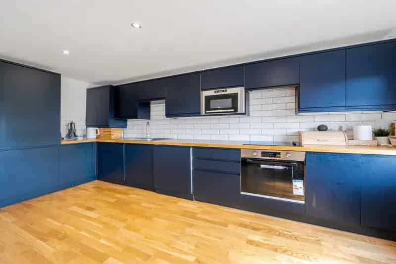 Flat For Sale , London, England