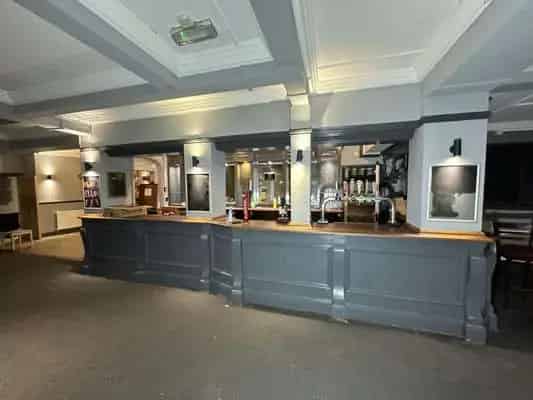 Osborne Pub: Detached Two-Story Pub for Rent