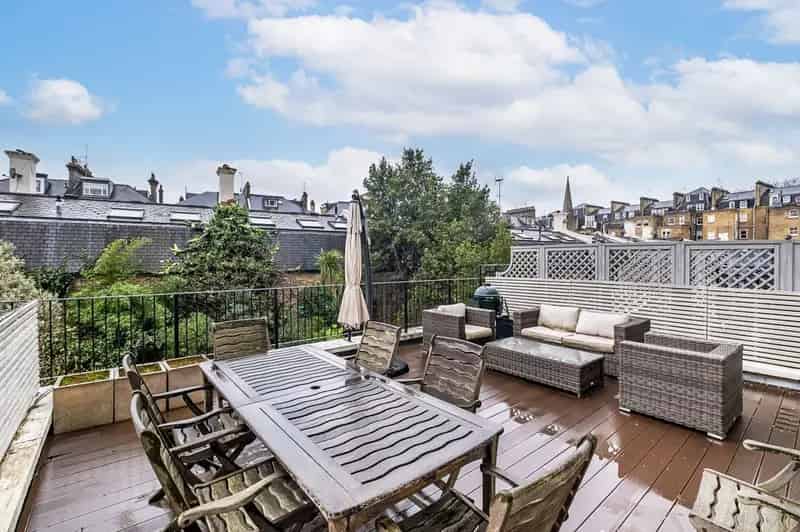 1 Bedroom Flat for Sale SW10 - Roof Terrace