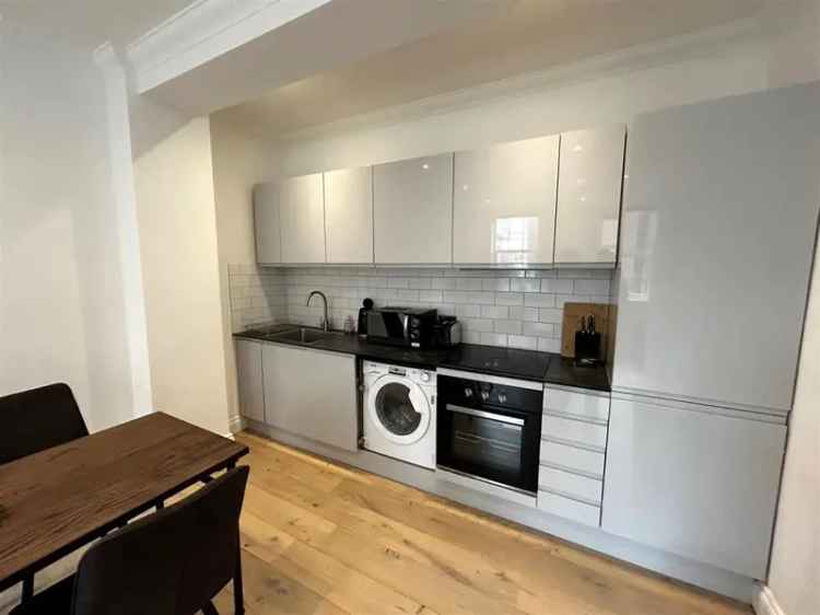 1 Bedroom Apartment Brighton - Richmond Place - Available June