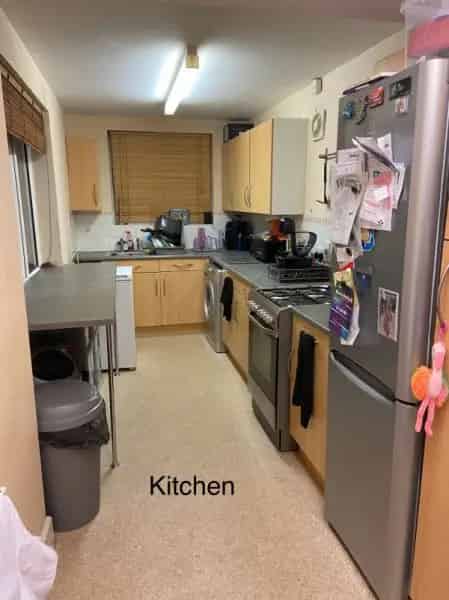 3 Bedroom House with Large Garden Near Amenities