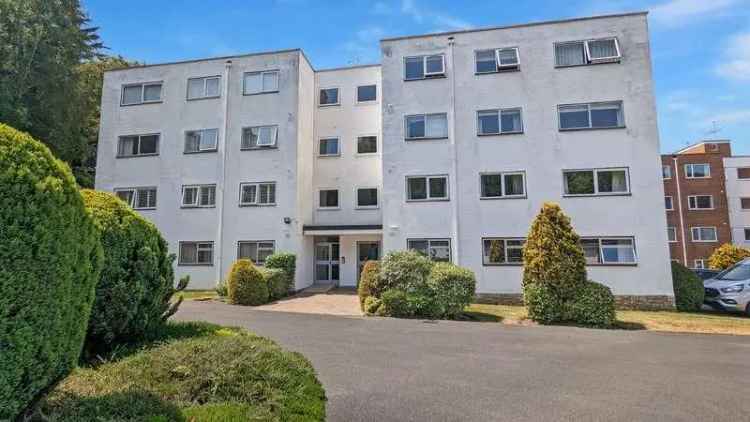 3 bed flat for sale