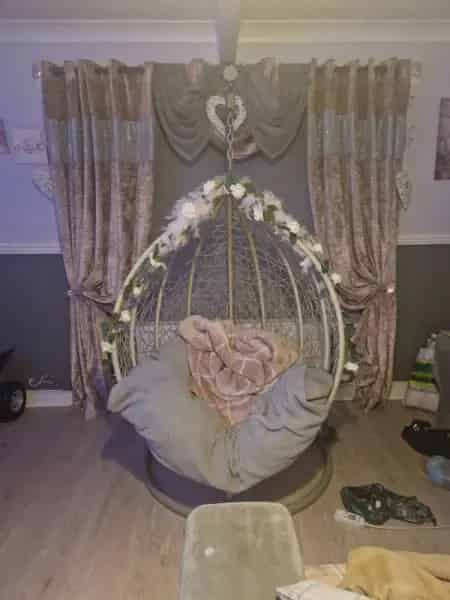 Spacious 3 Bedroom House Near Shops and Schools