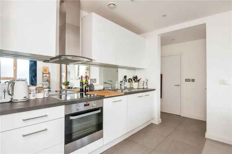 2-Bed Apartment Battersea  Open-Plan Kitchen Terrace