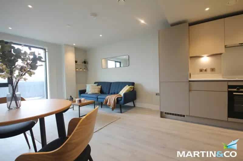 1 Bedroom Flat To Rent Available 01102025