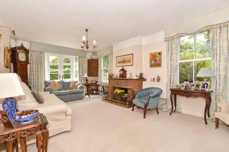 5 Bedroom Detached House Elham Valley