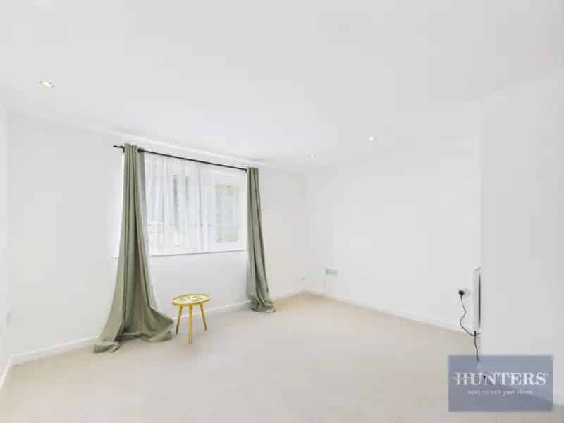 2 Bedroom Bungalow To Let Hatherley Modern Development