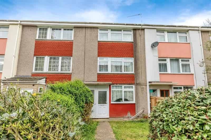 3 Bedroom Townhouse for Sale Near Cabot Circus Bristol
