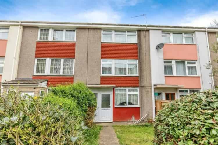 3 Bedroom Townhouse for Sale Near Cabot Circus Bristol