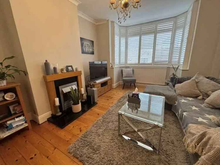 5 Bed Semi-Detached House For Sale