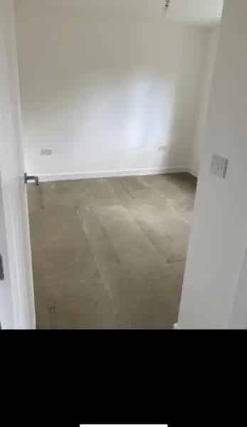 Large New Build 4 Bed House with Garage and Driveway