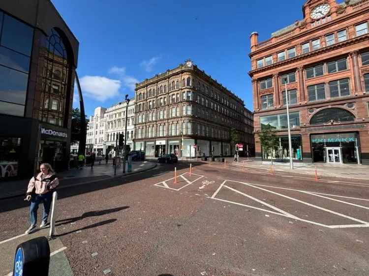 Commercial property For Rent in 2-14, Castle Street, Belfast, Northern Ireland