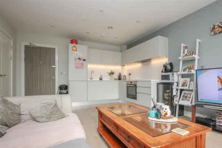 2 Bedroom Apartment for Sale in Brentwood City Centre