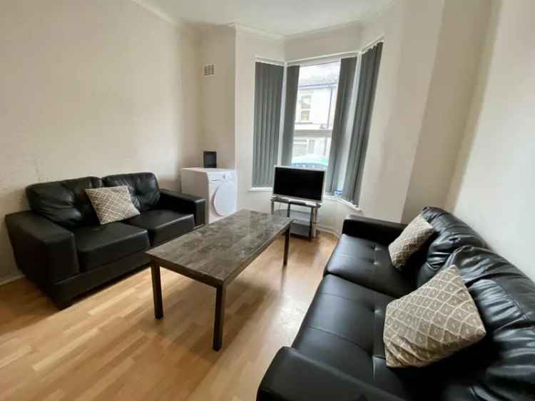 4 Bedroom House Near Bristol University and UWE