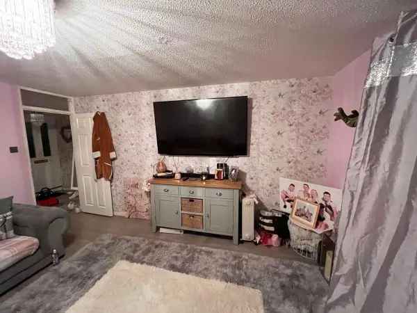 House For Rent in Test Valley, England