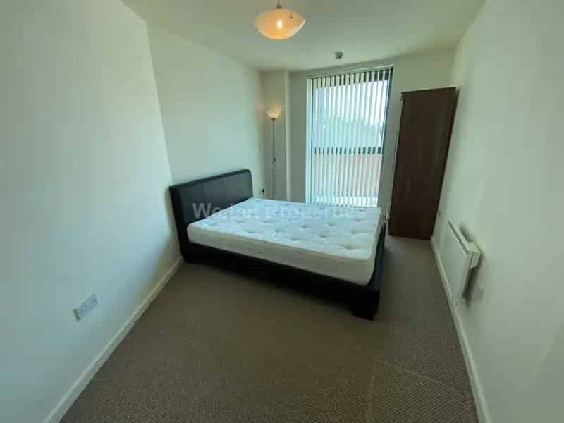 1 Bedroom Furnished Apartment Near Spinningfields City Centre