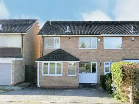 3 Bedroom Semi-Detached House For Sale