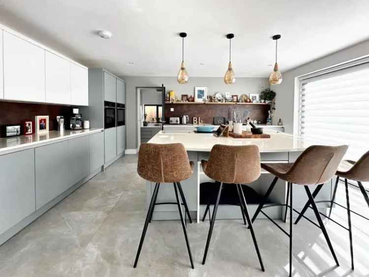 5 Bedroom Detached House for Sale Sea Views Saltdean