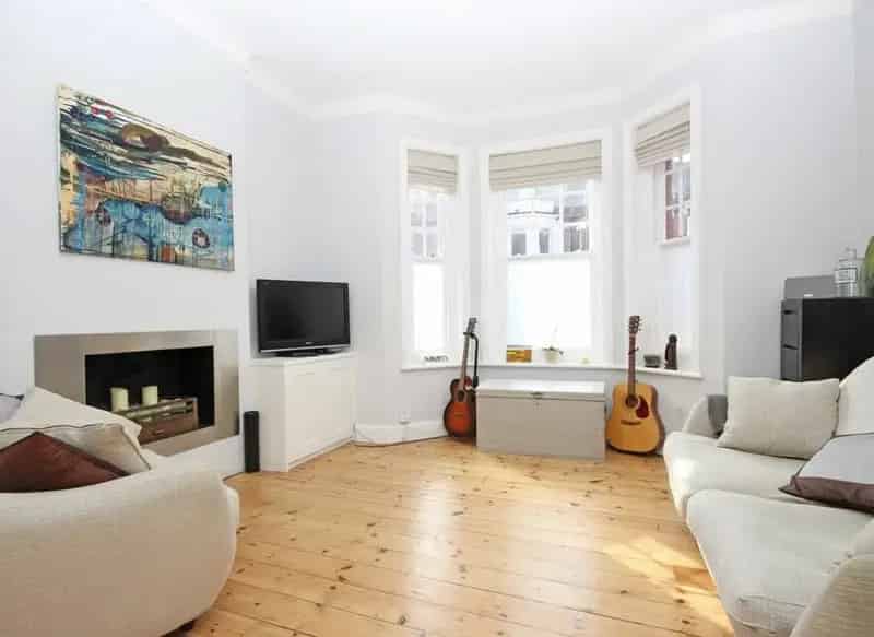One Bedroom Garden Flat - High Standard Finish