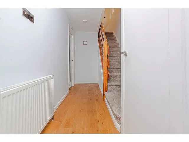 3 Bedroom Detached House for Sale in Lasswade