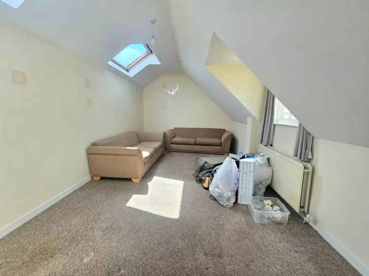 2 Bedroom Flat To Let Wotton Under Edge