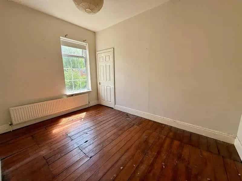 2 Bed House for Sale Needs Refurbishment Macclesfield