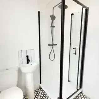 5 Room 166 m² Flat Manchester