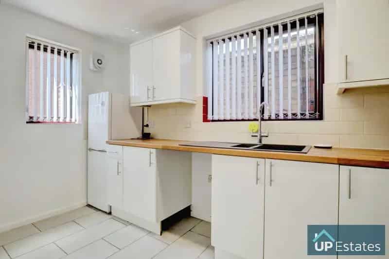 1 Bedroom Maisonette Near FarGo Village - No Chain