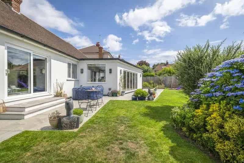 3 Bed House For Sale Southborough