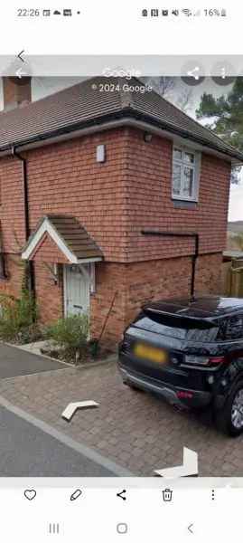 Flat For Rent in Rother, England