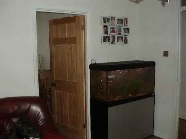 3 Bedroom Maisonette Near Amenities