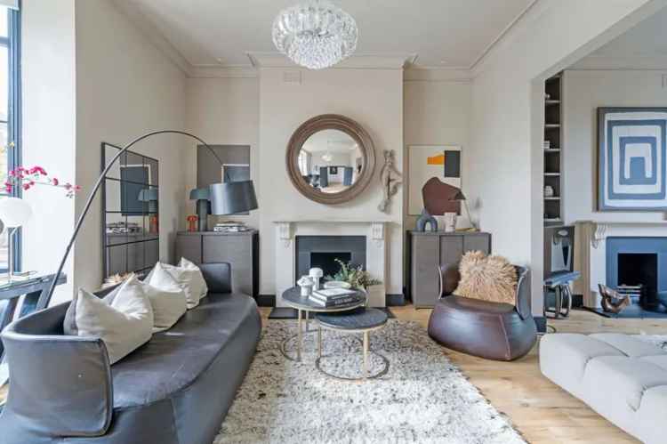 5 Bedroom Family Home for Sale in Islington