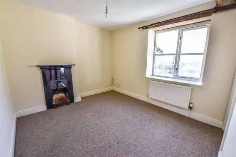 3 Bed Grade II Listed Cottage For Sale