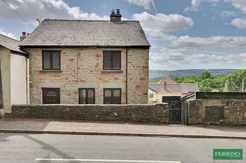 3 Bedroom Semi Detached House for Sale in Yorkley