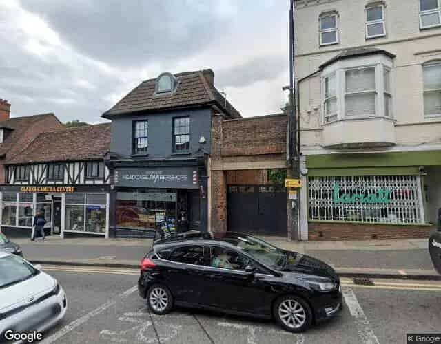 St Albans Town Centre Shop To Let - Character Property with Courtyard and Basement