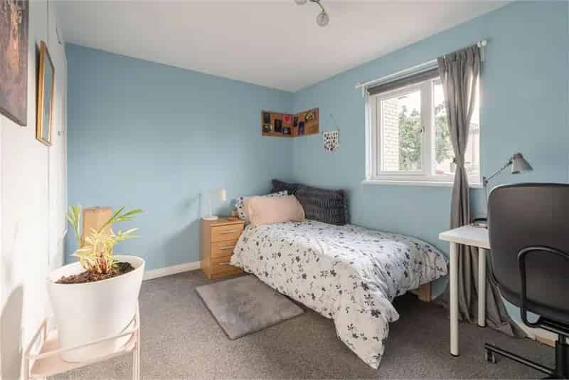 3 Bed Terraced House Little France - Modern Shower Room & Private Garden