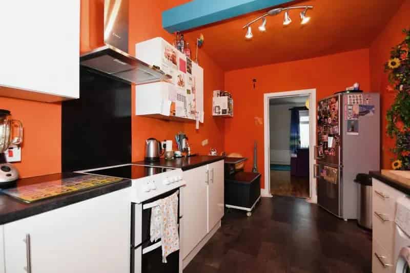 2 Bedroom Flat for Sale in Woodseats Sheffield