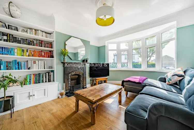 House For Sale in London, England