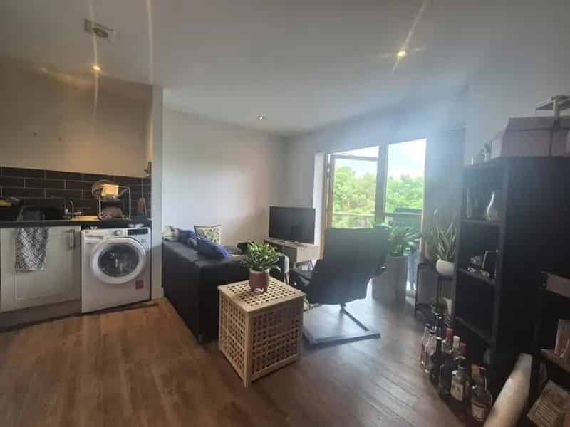 2 Bedroom Flat To Rent Available 07 07 2025