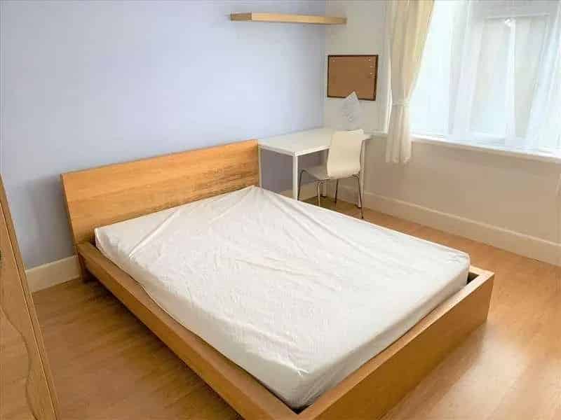 3 Bed Detached House for Sale Ensbury Park