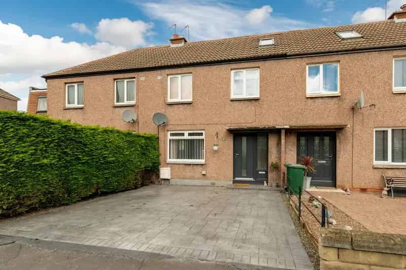 3 Bedroom Terraced House for Sale in Mountcastle Edinburgh