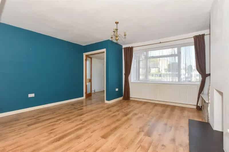 3 Bedroom Terraced House for Sale - Chain Free