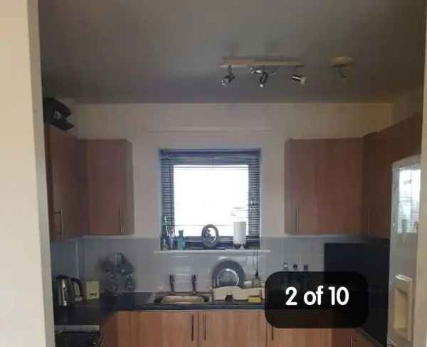 2nd Floor Apartment Near Trafford Centre