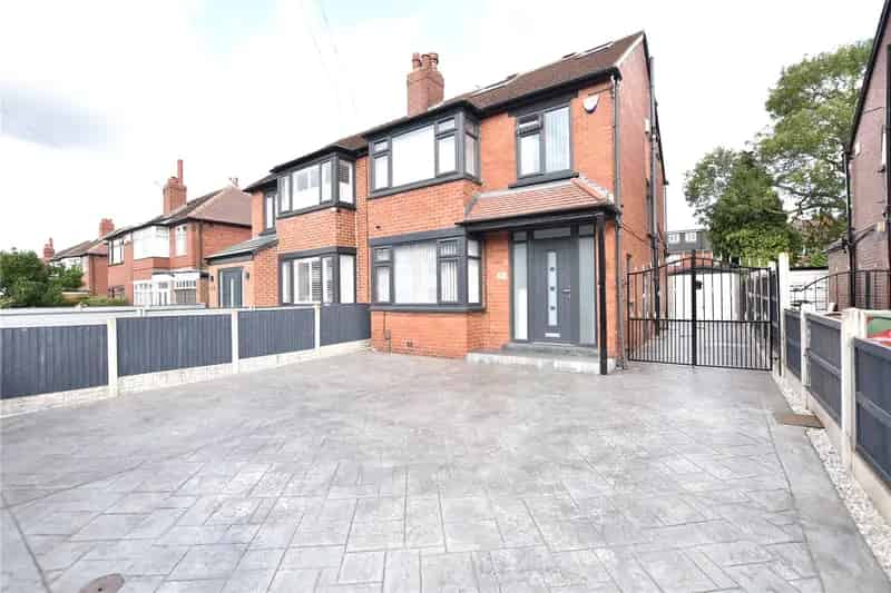 House For Sale , Leeds, England