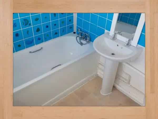 2 Bed House With Large Garden