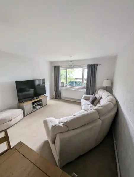 Flat For Rent in Sheffield, England