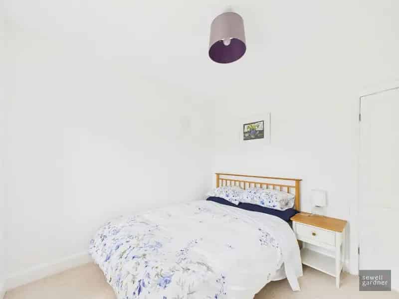 3 bed property for sale