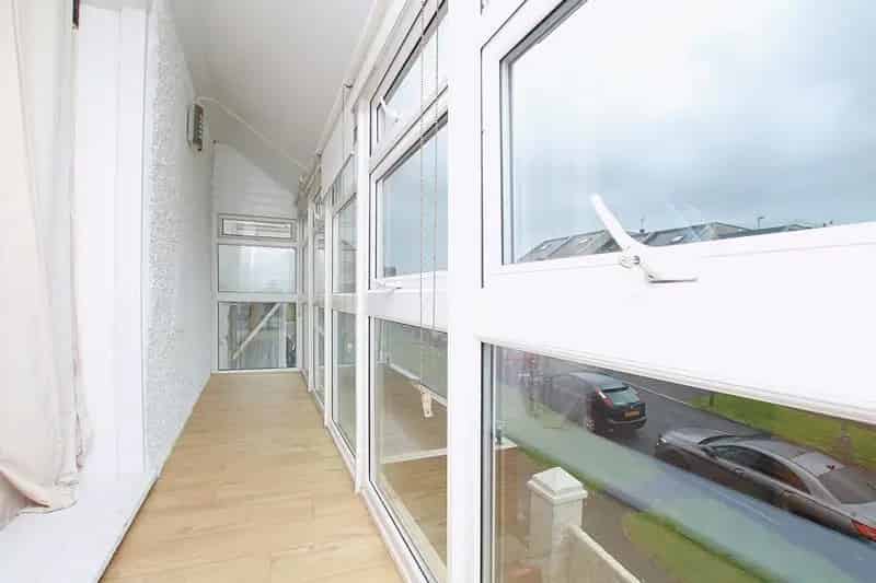 2 Bedroom Flat to Rent East Brighton